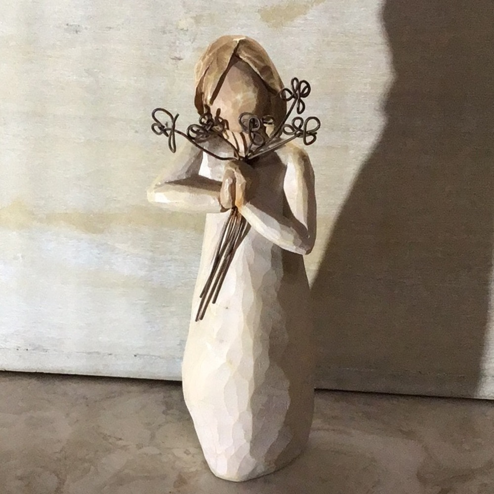 Willow Tree Decorative Figure Representing Friendship